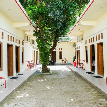 Reddoorz @ Umbul Ponggok Waterpark Klaten Exterior foto