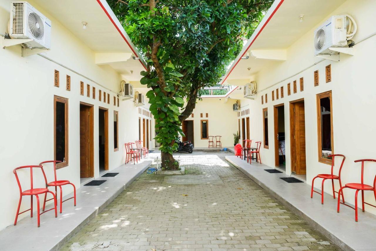 Reddoorz @ Umbul Ponggok Waterpark Klaten Exterior foto